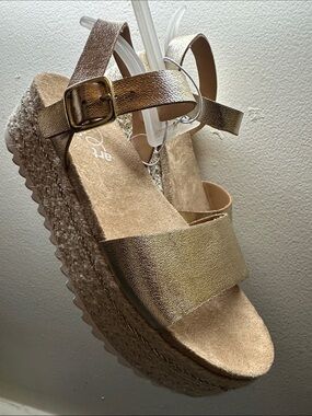 art class Metallic Gold Platform Espadrille Sandals